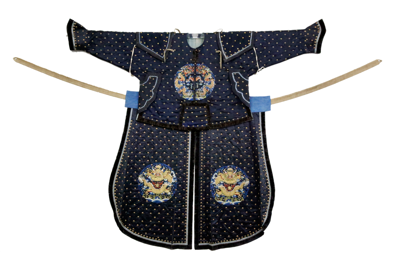 清代御用大阅织金将军鎏金盔甲