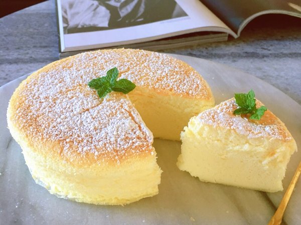 清爽无油酸奶蛋糕