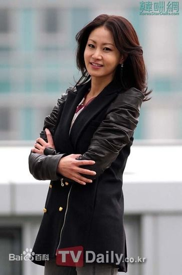  p>申恩庆(         ),1973年2月5日出生于韩国首尔,毕业于 a target=