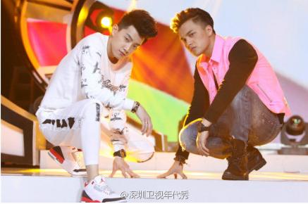  p>范世錡 i>(曾用名:范世琦) /i>,1992年3月23日出生于吉林省白城市