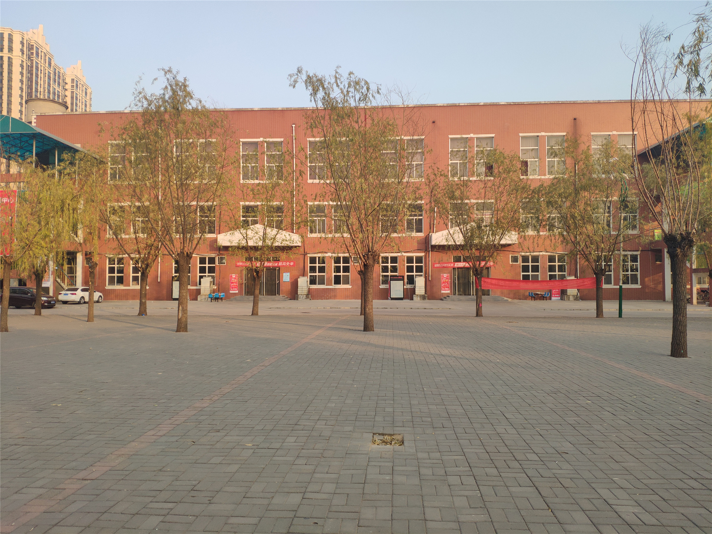河北外国语学院
