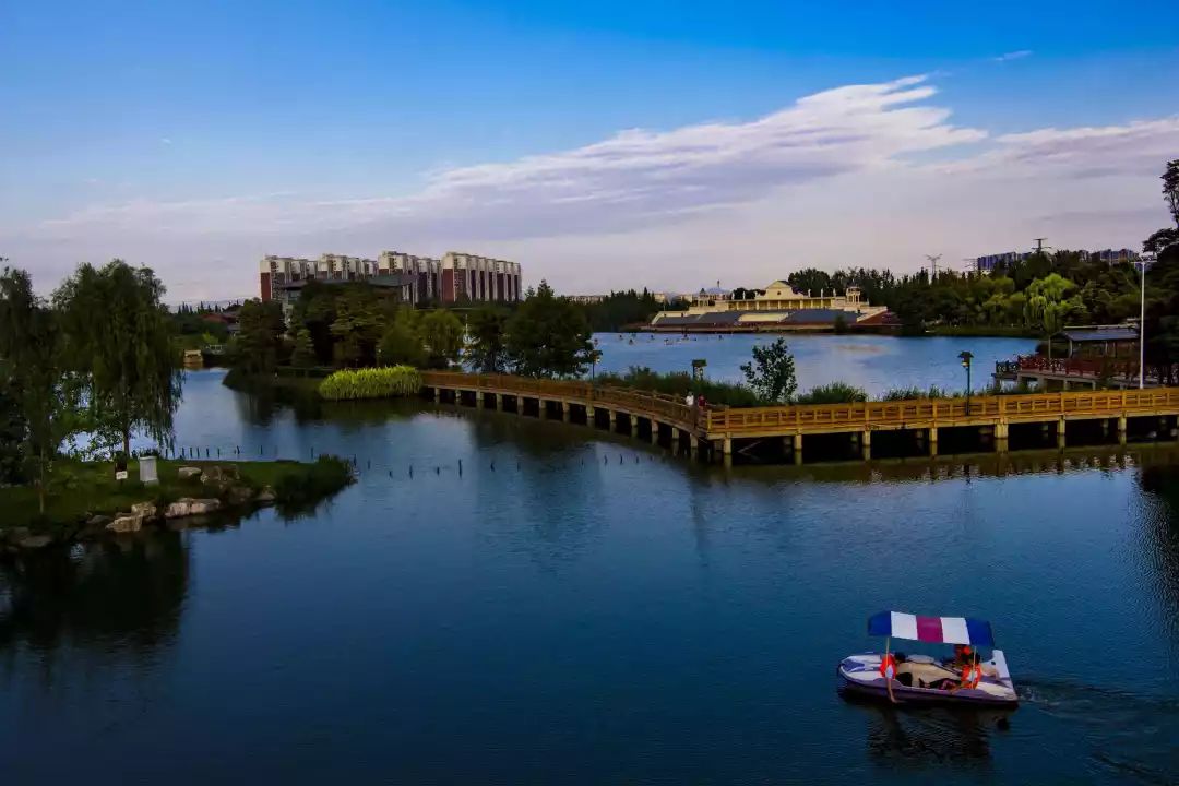  p>青白江区,隶属于四川省 a target="_blank" href="/item/成都市