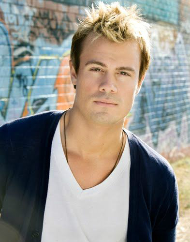 代表作有电视剧《 a target="_blank" href="/item/但丁湾/879882"