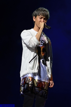 entertainment于2014年4月8日推出的男子组合,由金成九,白明翰,任煐俊