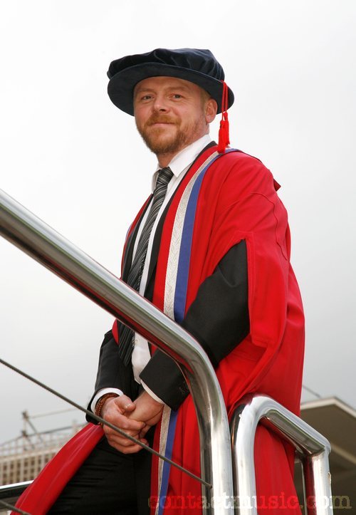  p>西蒙·佩吉(simon pegg),1970年2月14日出生于英国格洛斯特,英国