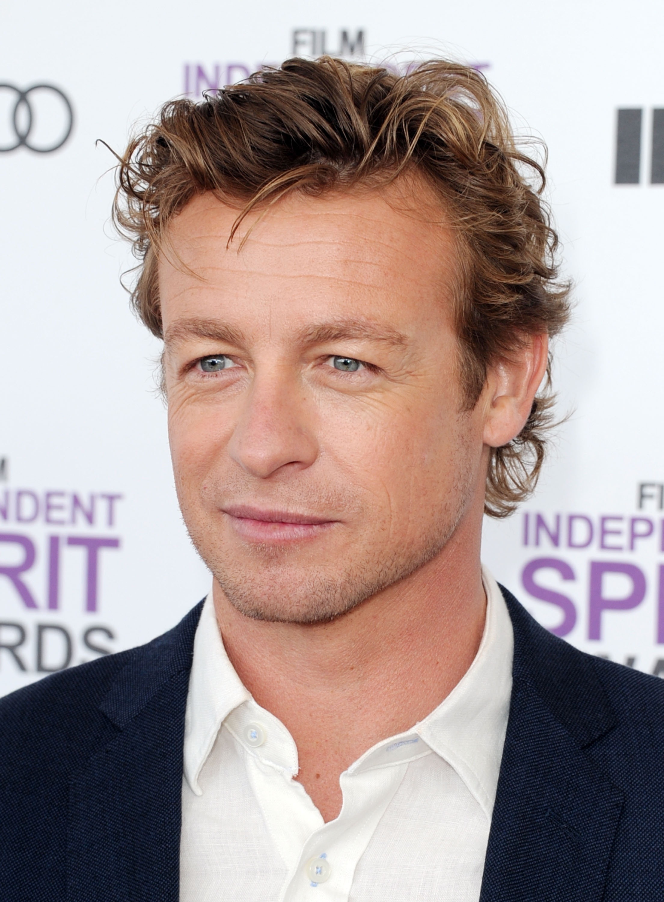  p>西蒙·贝克(simon baker),1969年7月30日出生于澳大利亚塔斯马尼亚