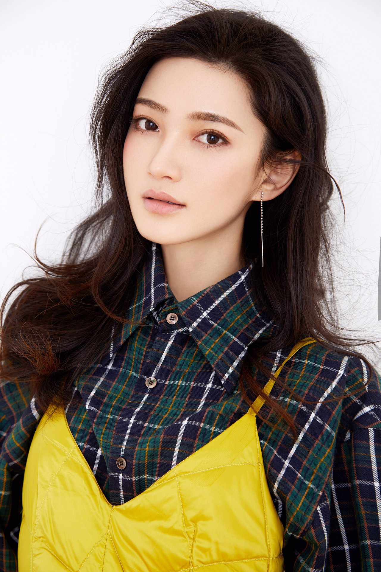 scv">丁丁,1987年1月19日出生于山东省济南市,中国内地流行乐女歌手