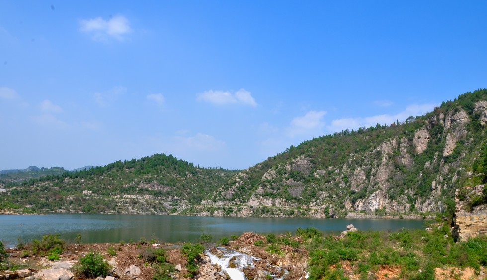  p data-id="go01xmniie">拍石头乡,隶属于河南省新乡市辉县市,地处 a