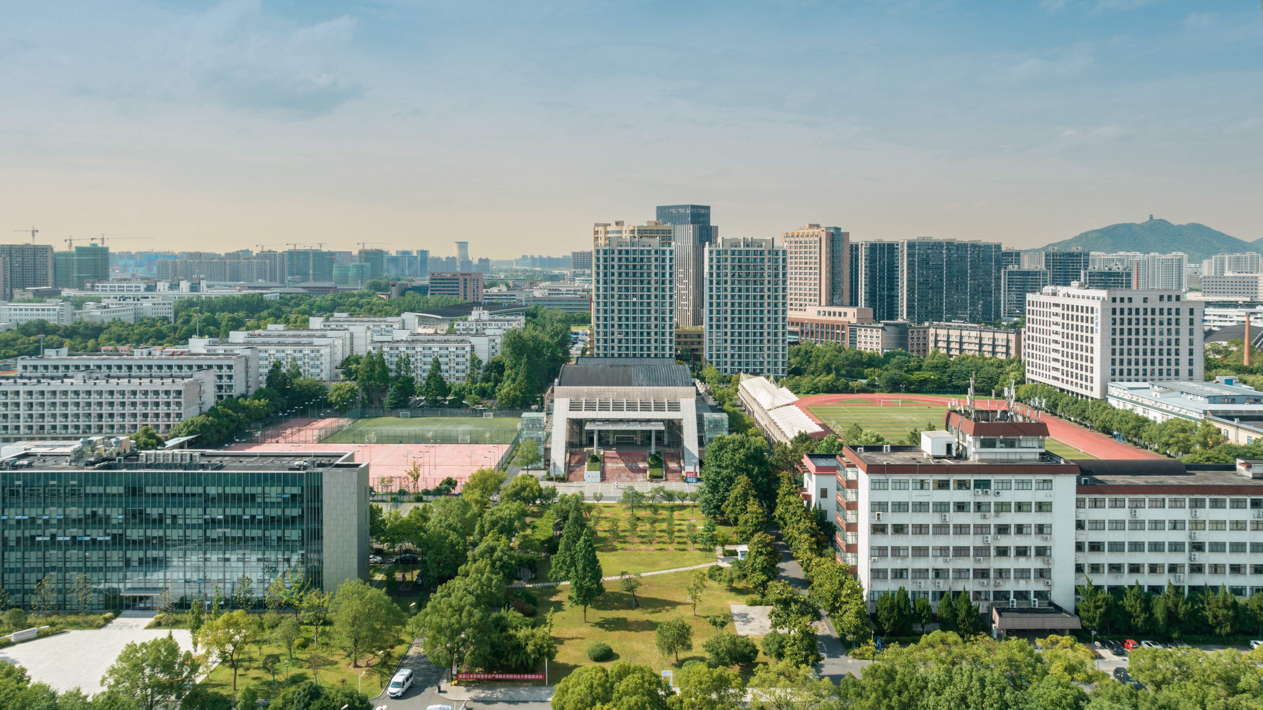 shuren university,别名:浙江树人大学),学校位于浙江杭州市,学校由