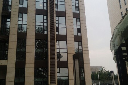 总占地面积12006,共计房屋289户,小区物业公司为北京商宝通商业管理