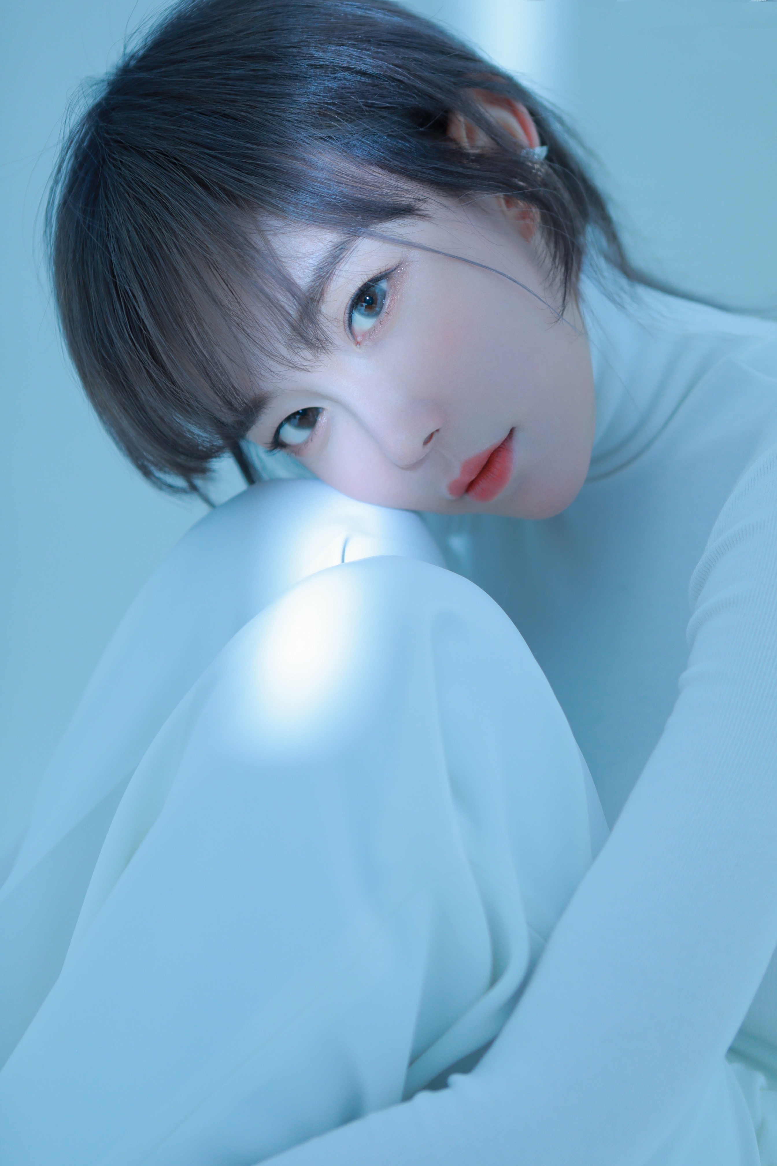  p>林西娅,1992年出生于书香世家,时尚型女歌手,在韩国以练习生组合