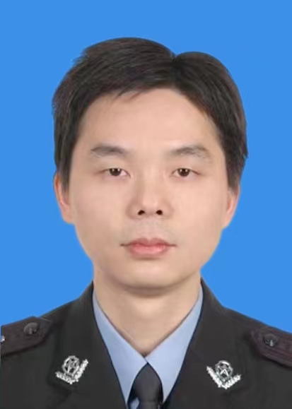 吴斌,现任湖南省张家界市公安局武陵源