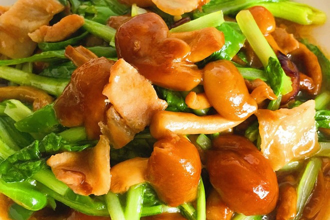 滑子蘑炒小白菜