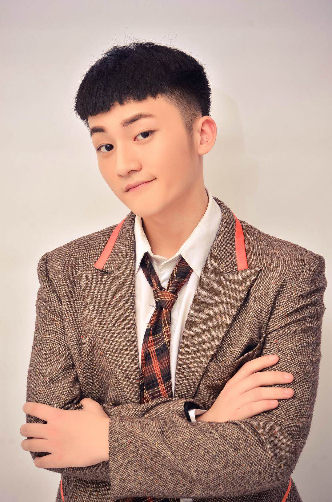  p data-id="sdidqyz4b7fv">王坤,演员.