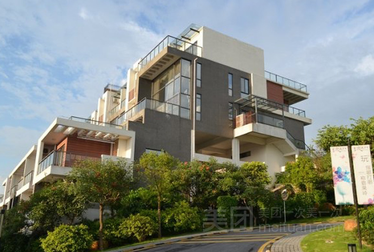  p data-id="gnwsawc4u5">富力泉天下地处从化温泉镇流溪河的最上游