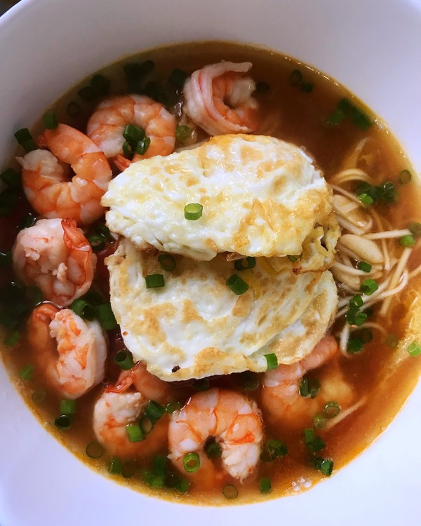 虾仁蛋面