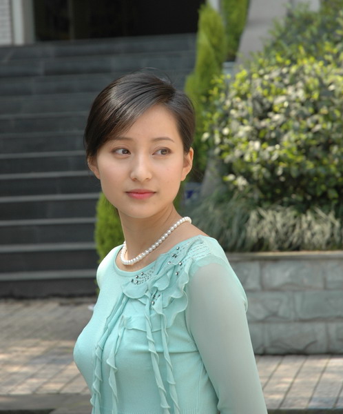 在电视剧《山城棒棒军2》里扮演梅老坎的女儿梅静. /p>