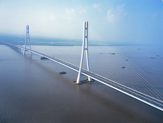 id="24215270">大胜关大桥 /a>,原称南京长江第三大桥,是中国江苏省 a