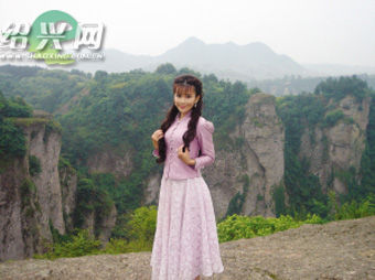  p>真爱一生,2008年由深圳音像公司出品,古道执导的一部爱情偶像生活