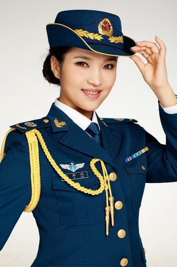 《去拉萨的路有多远》里,是歌手阿斯根在2010年发行的首张个人专辑