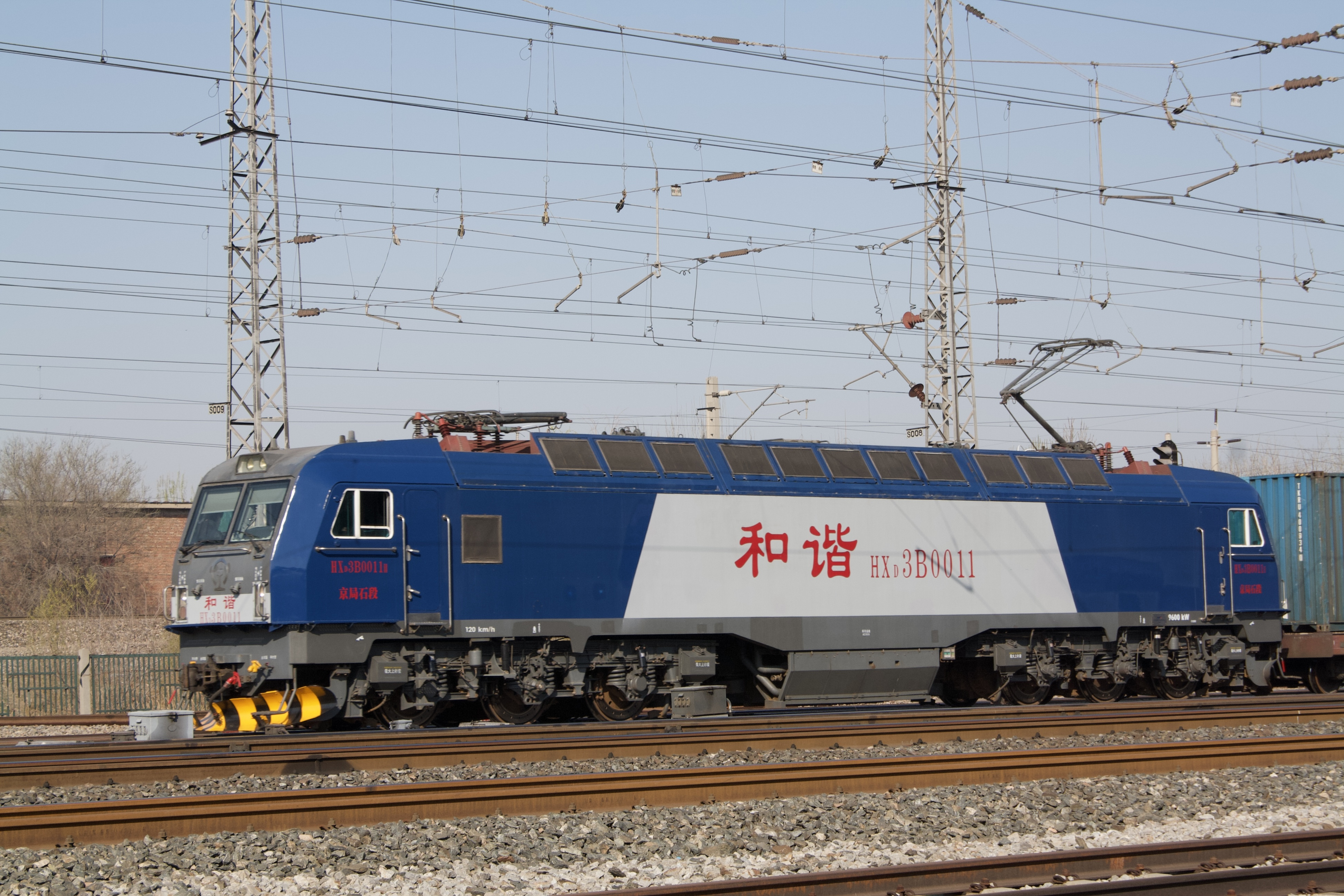 和谐3b型电力机车