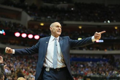 carlisle),1959年10月27日出生于美国纽约,前美国职业篮球运动员,教练