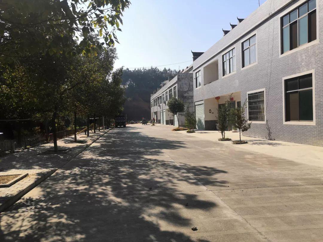  p>东江乡,隶属江西省赣州市 a target="_blank" href="/item/龙南市