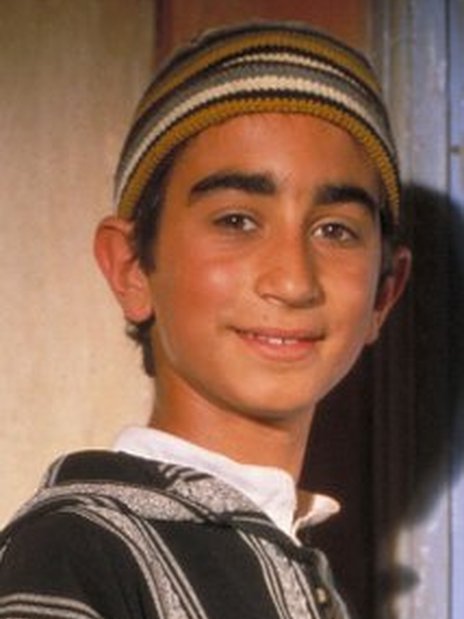 elyas,2003年参与出演《 a target="_blank" href="/item/黑神驹前传