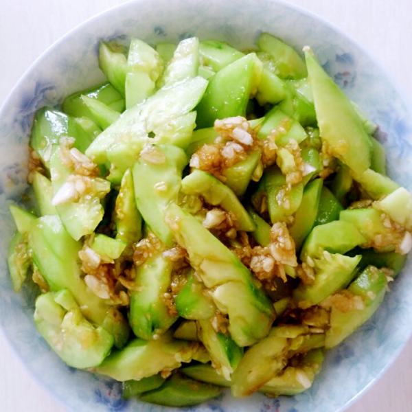 蒜泥黄瓜丝