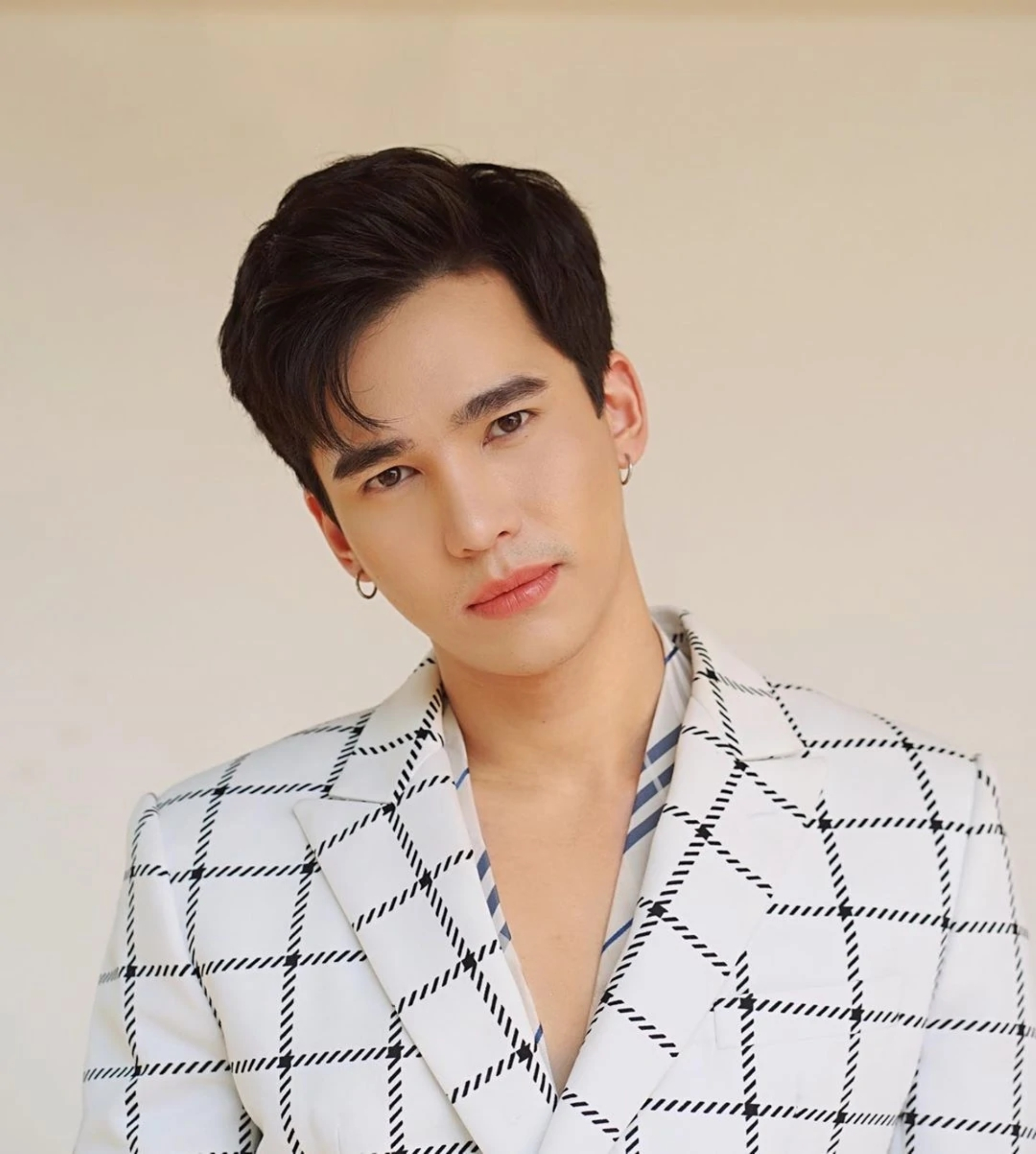 ="ref" data-ctrid="sxfgdvzmm7bb">萨澜·鲁杰耶拉塔纳福拉潘(max)