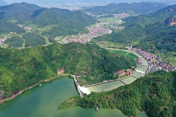  p>南江水库位于钱塘江流域 a target="_blank" href="/item/东阳江