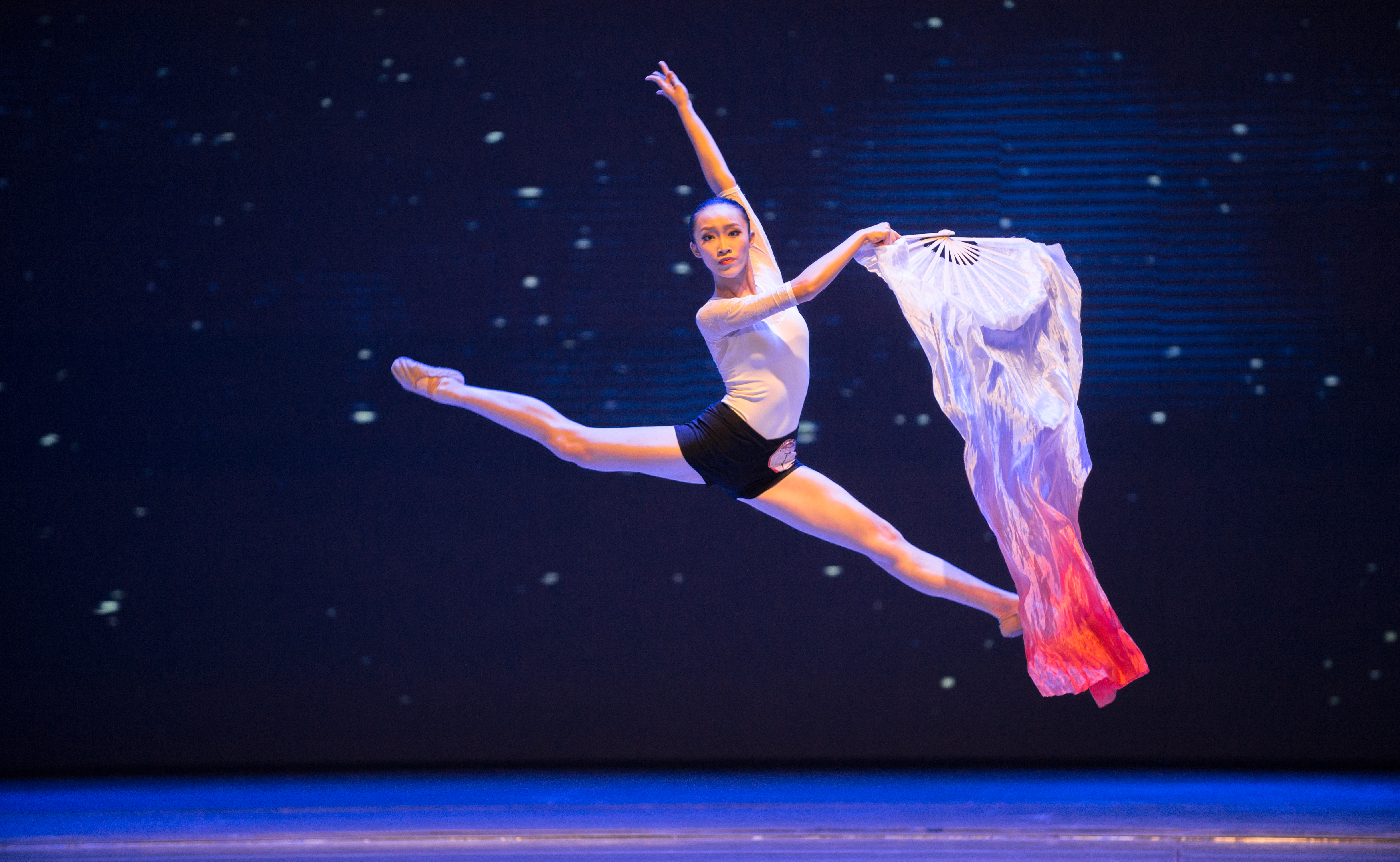 桃李杯含金量高"桃李杯"舞蹈比赛是国内青少年舞蹈大赛,是由中国文化