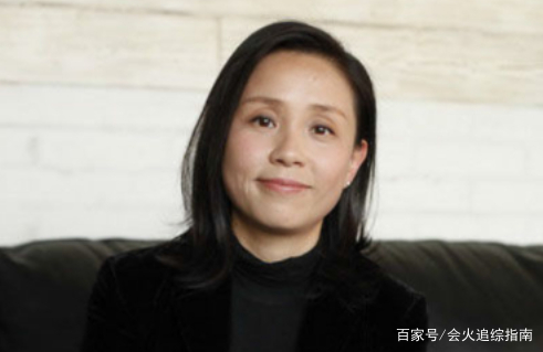 31岁办超女选秀，是李宇春背后的女人，为何龙丹妮会被骂十几年？_百科TA说