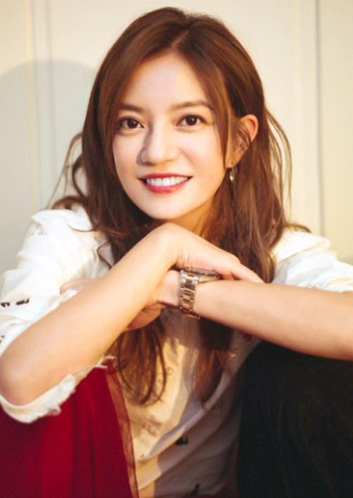  p>赵薇(vicki zhao),1976年3月12日出生于安徽省芜湖市,中国内地影视