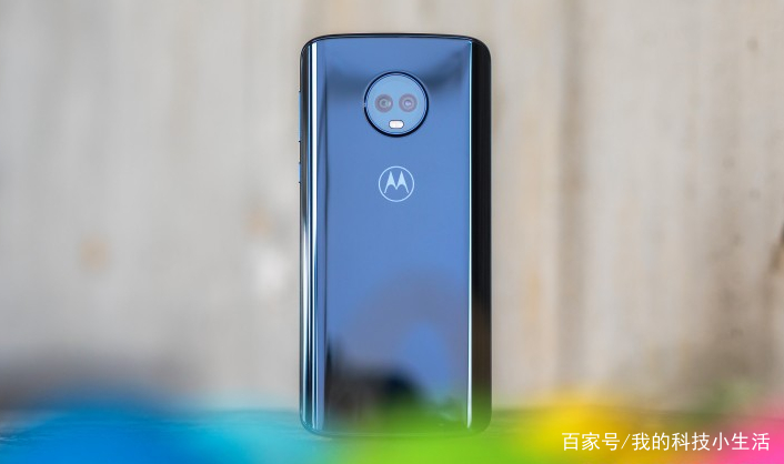 摩托罗拉Moto G6 Plus评测_百科TA说