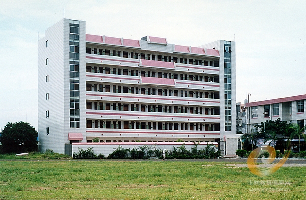 玉林市育才中学