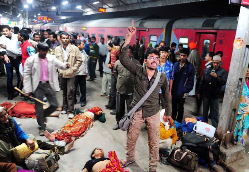 9.29印度火车站踩踏事故