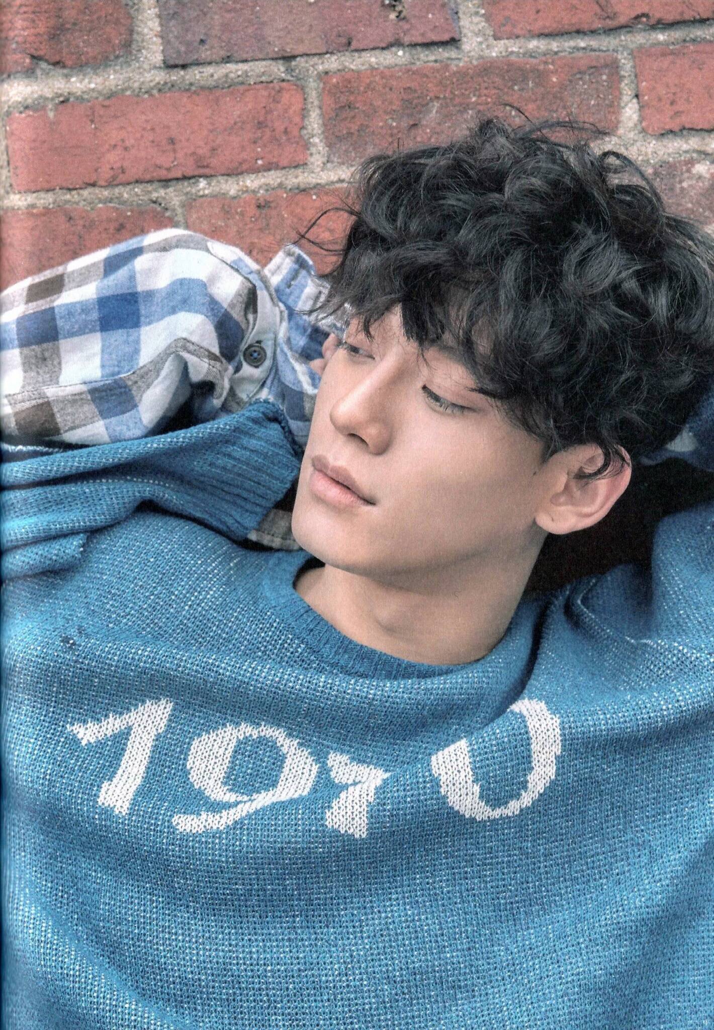 艺名chen,1992年9月21日出生于韩国京畿道始兴市,韩国男歌手,男子演唱