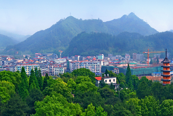 target="_blank" href="/item/临安市">临安市 /a>昌化镇下辖行政村