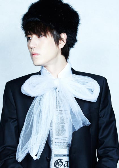 hyun),1988年2月3日出生于韩国首尔市芦原区,韩国男歌手,主持人,音乐