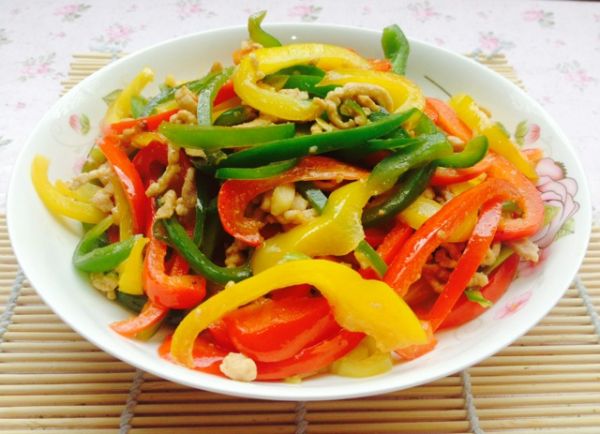 彩椒炒肉丝