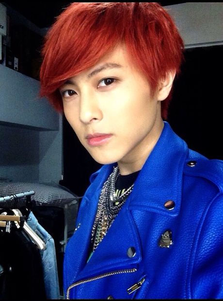  p>邱胜翊,艺名王子(prince),1989年4月14日出生于台湾,中国台湾男