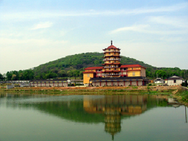  p>小蜀山位于五十里 a target="_blank" href=