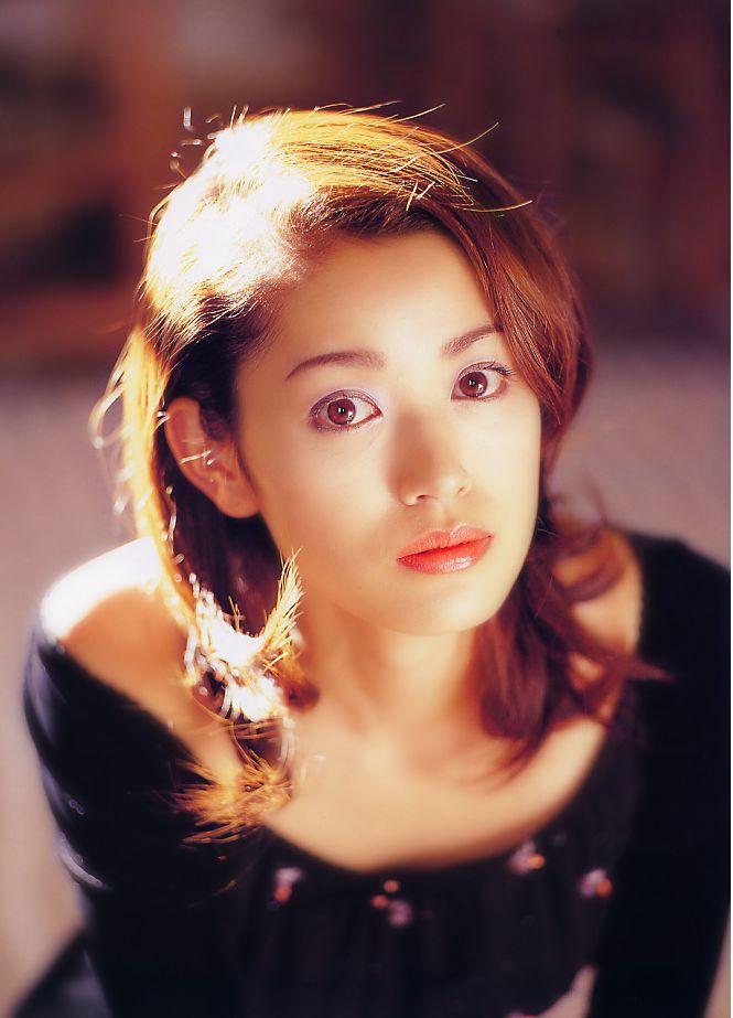  p>细川直美(原名:葛山知保)女,1974年6月18日出生于神奈川县,1988 在