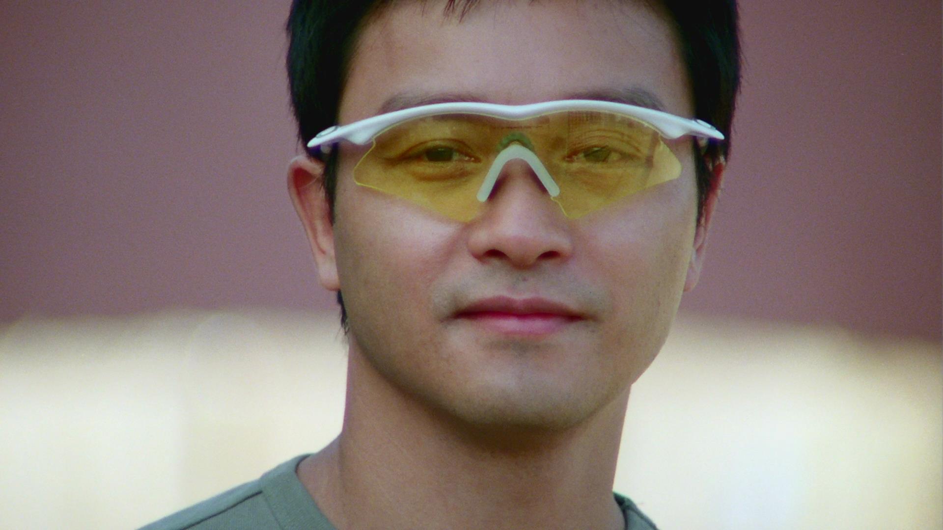  p>张国荣(1956年9月12日-2003年4月1日),出生于香港,中国香港男歌手