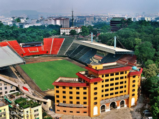 越秀山体育场