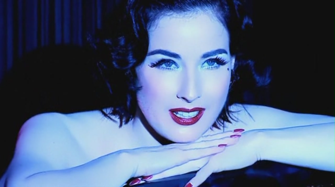 蒂塔冯蒂斯疯马秀