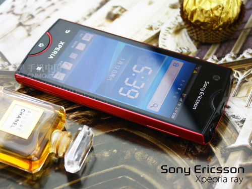 索尼爱立信st18i