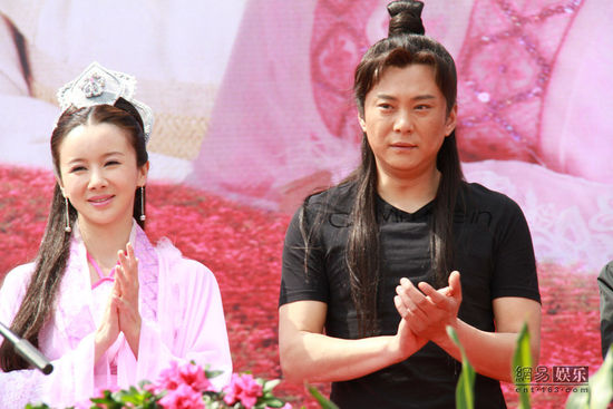  p>《麻姑献寿》又名《麻姑传奇》,大型神话电视剧连续剧,由 a target