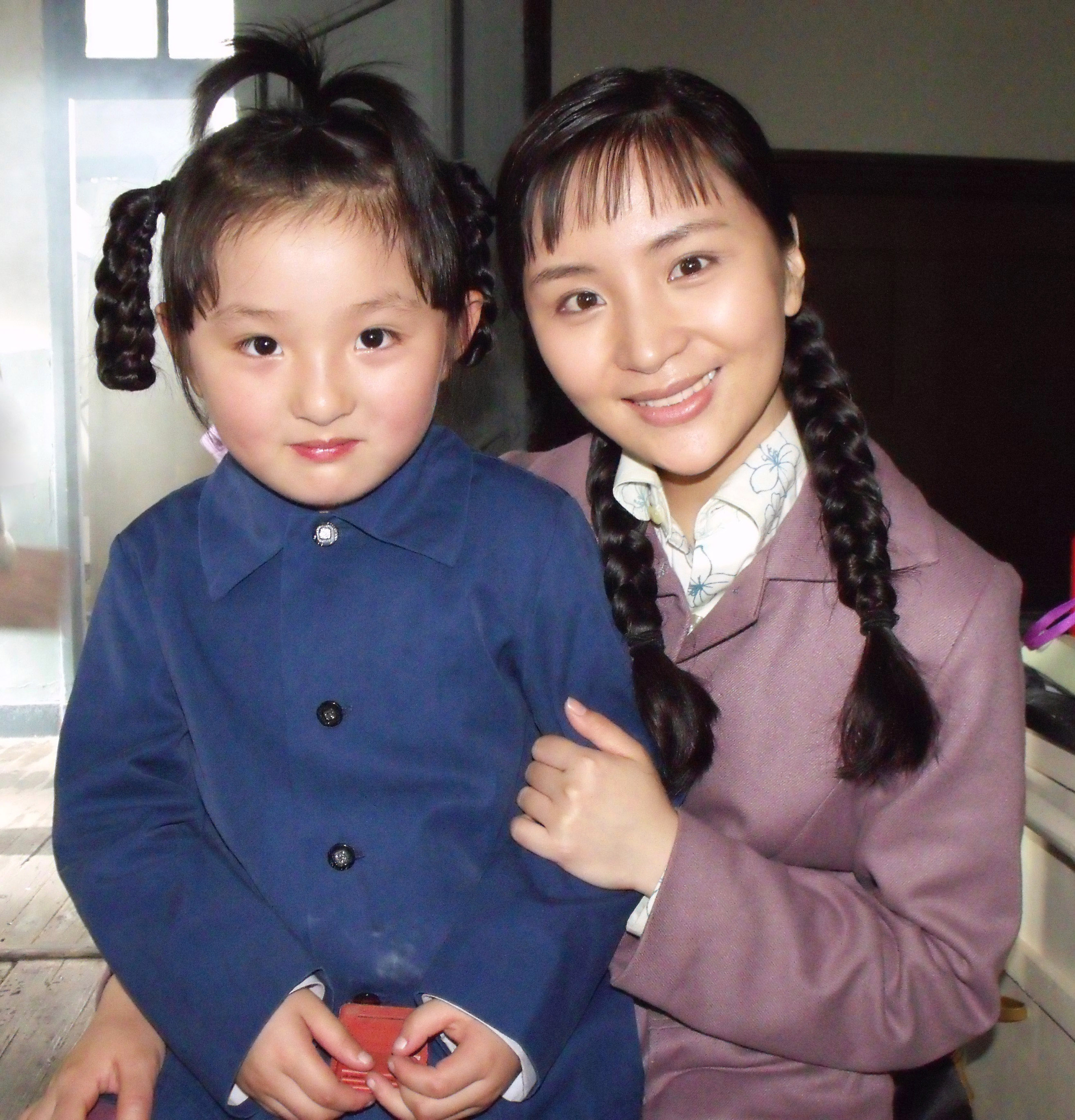 曾就职于上海话剧艺术中心,中国内地女演员,歌手